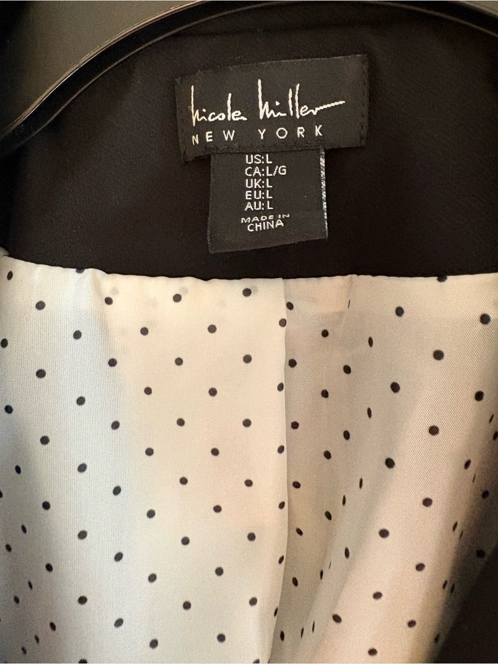 Nicole Miller Black waist length Blazer size large - Picture 2 of 4